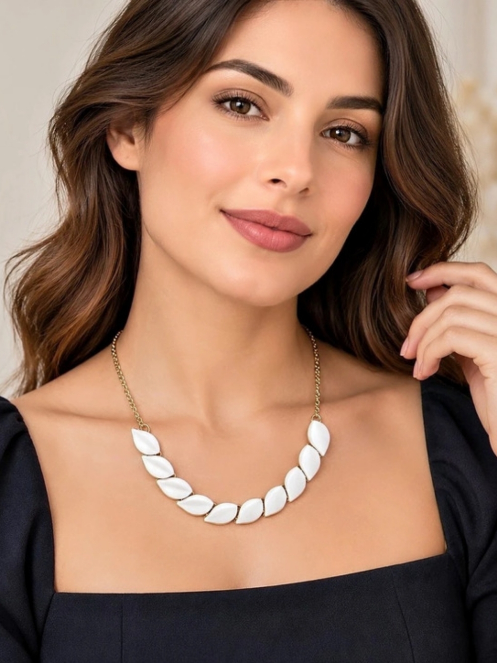 White Statement Link Necklace
